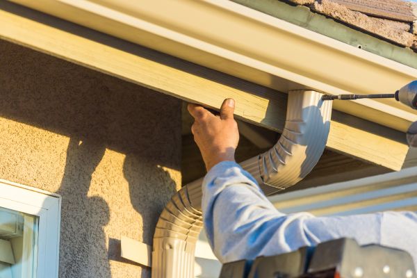 Cost of Aluminum Rain Gutter Service in Cedar City