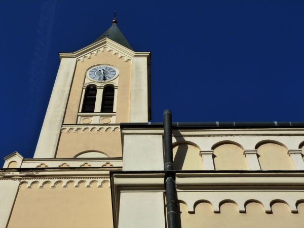Cost of Church Gutter Installation in Cedar City